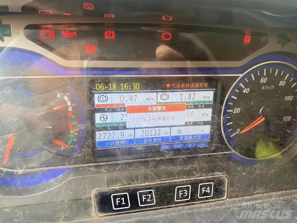 Sany STC1600 Żurawie szosowo-terenowe