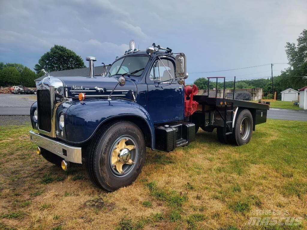 Mack B 61 Samochody ratownicze pomocy drogowej