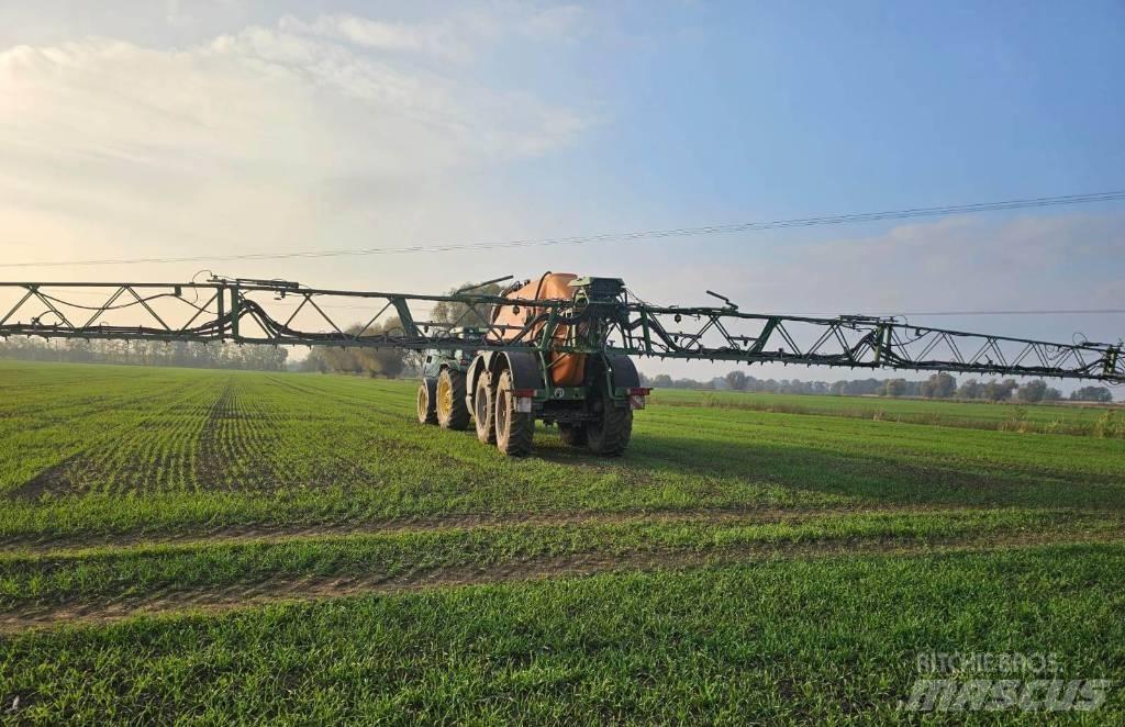 Amazone UX 11200 Opryskiwacze zaczepiane