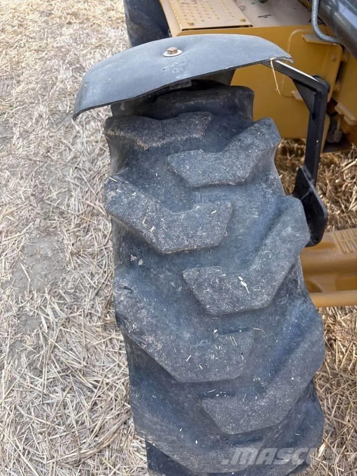 CAT 430 E Koparko-ładowarki