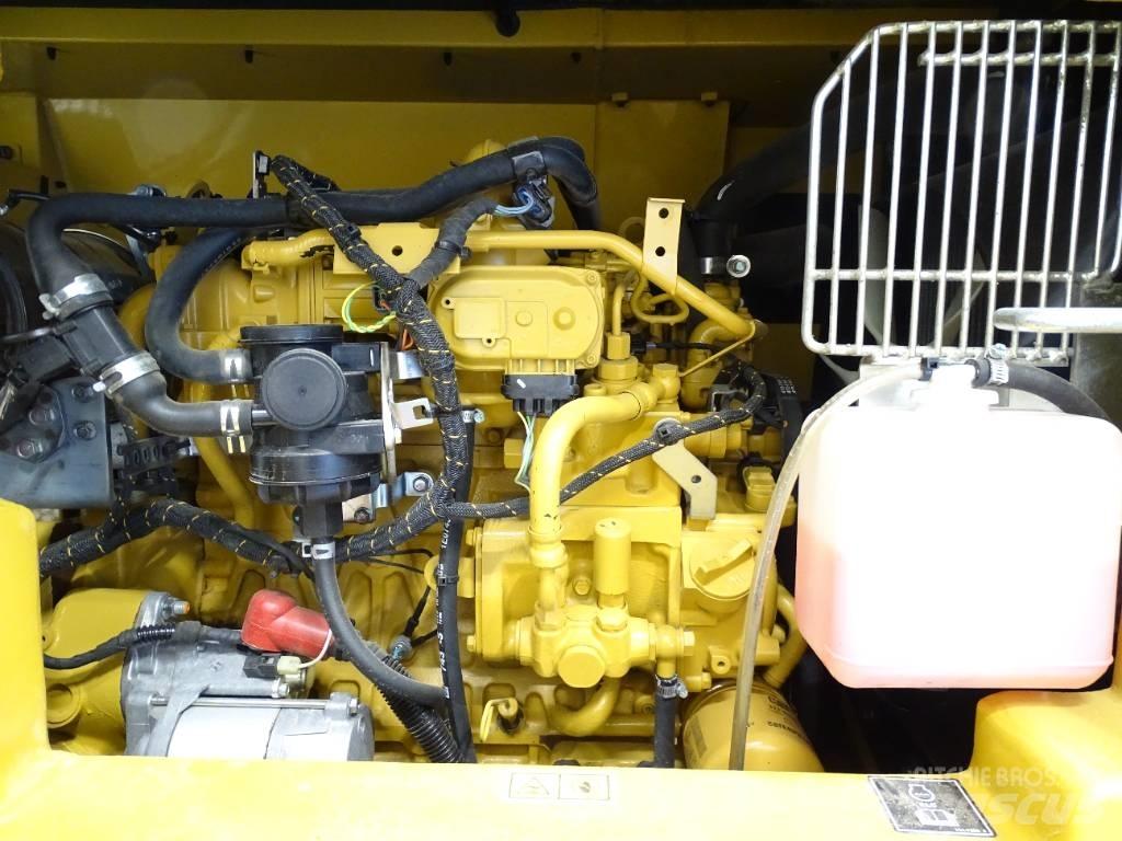 CAT 306 CR Minikoparki