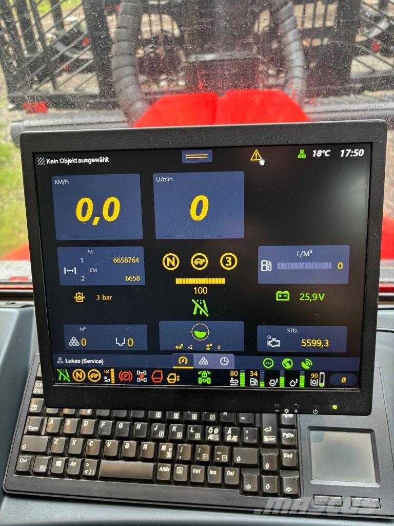 Komatsu 875 Forwardery