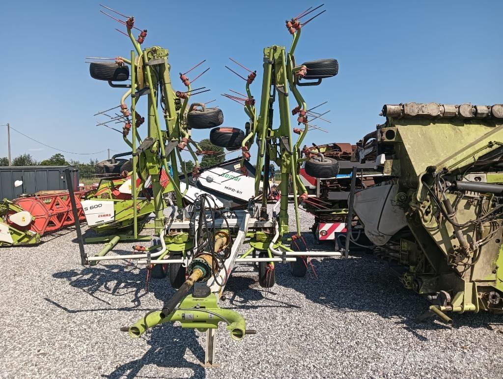 CLAAS Volto 900 T Zgrabiarki i przetrząsacze