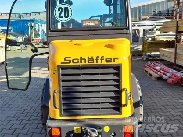 Schäffer 2430 SLT Ładowarki burtowe