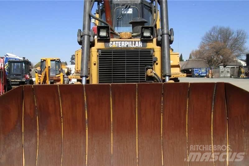 CAT D6R Spycharki gąsienicowe