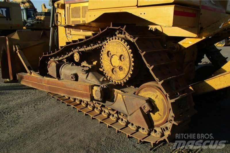 CAT D6R Spycharki gąsienicowe