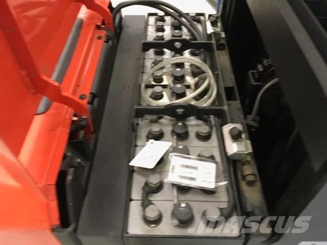Toyota OSE 100 W Wózki kompletacyjne nisko unoszące