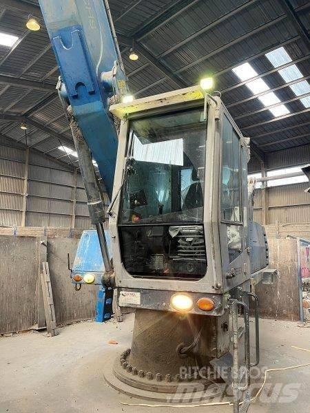 Fuchs AHL 831 D Koparki przeładunkowe