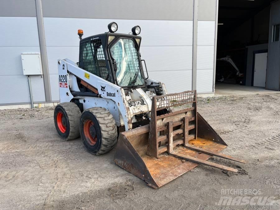 Bobcat A 220 Ładowarki burtowe