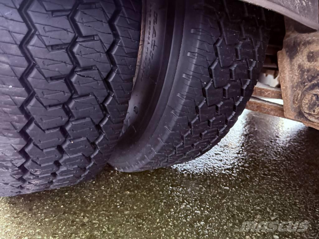 Ekeri L3 Przyczepy ze skrzynią zamkniętą