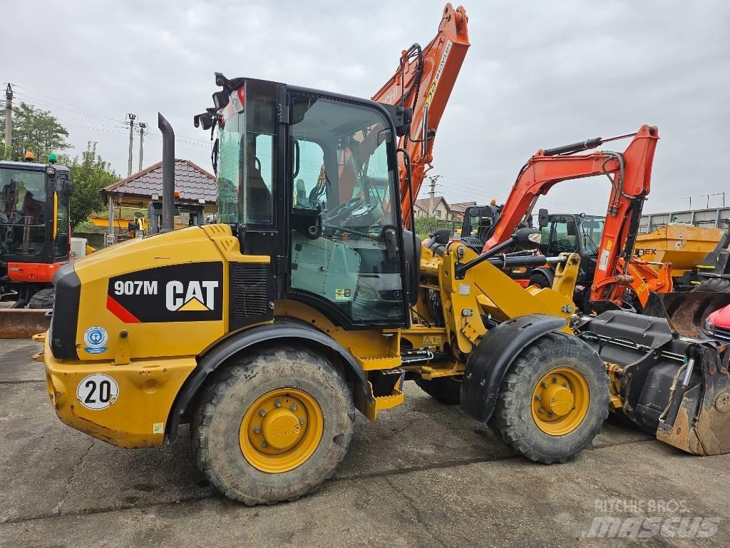 CAT 907M Ładowarki kołowe