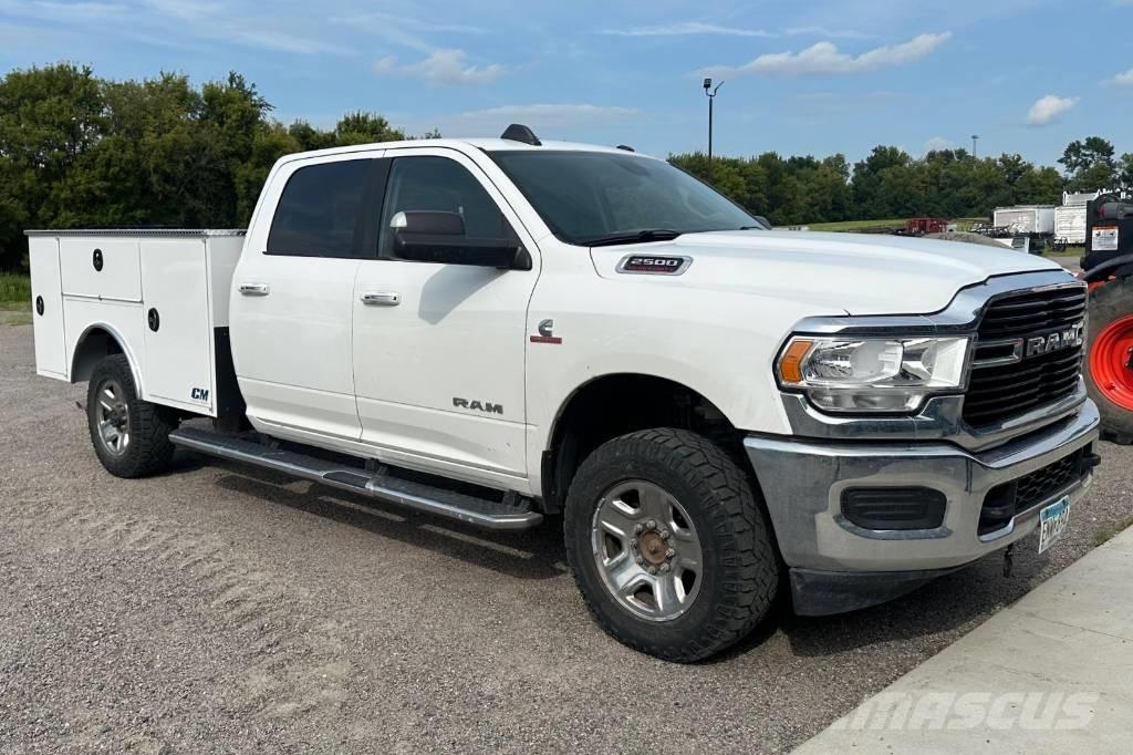 RAM 2500 Big Horn Pick-upy / Pojazdy z otwieranymi burtami
