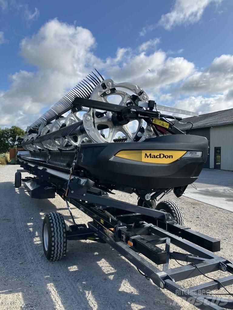 MacDon FD235 Głowice ścinkowe