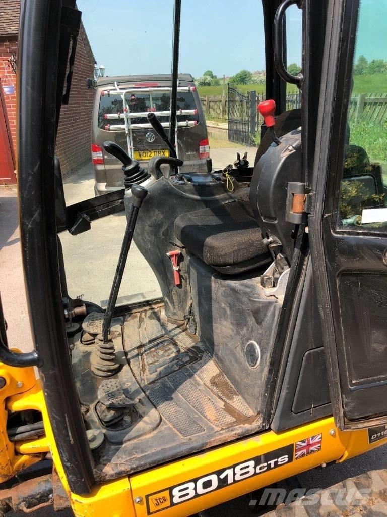 JCB 8018 CTS Minikoparki