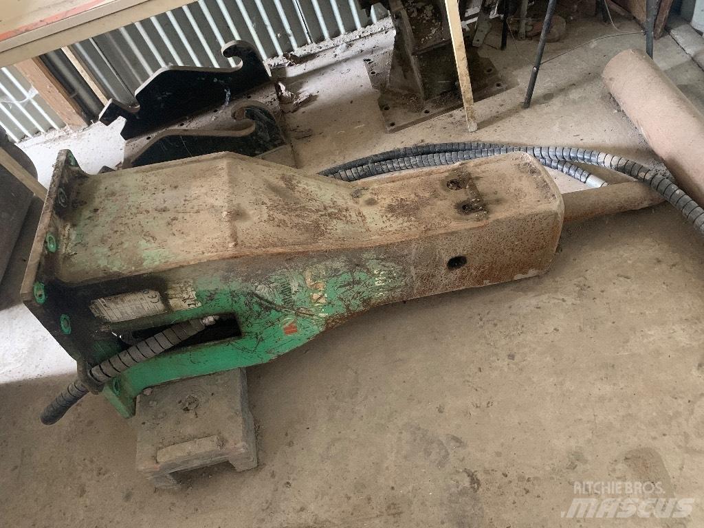 Montabert sms 140 Młoty hydrauliczne