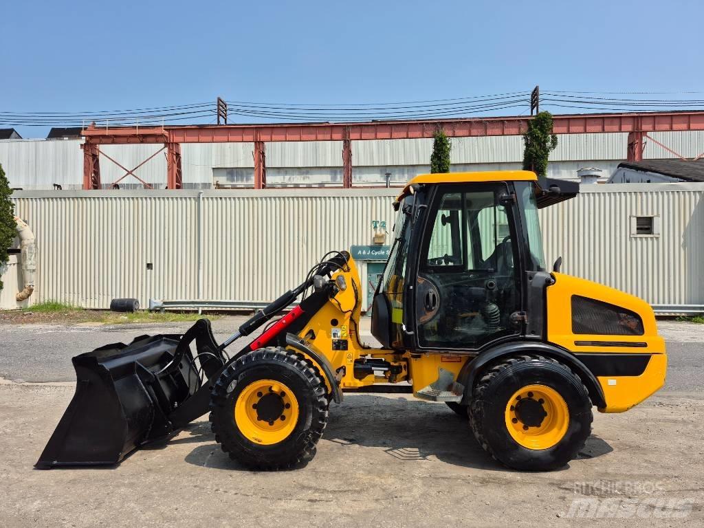 JCB 407 Ładowarki kołowe