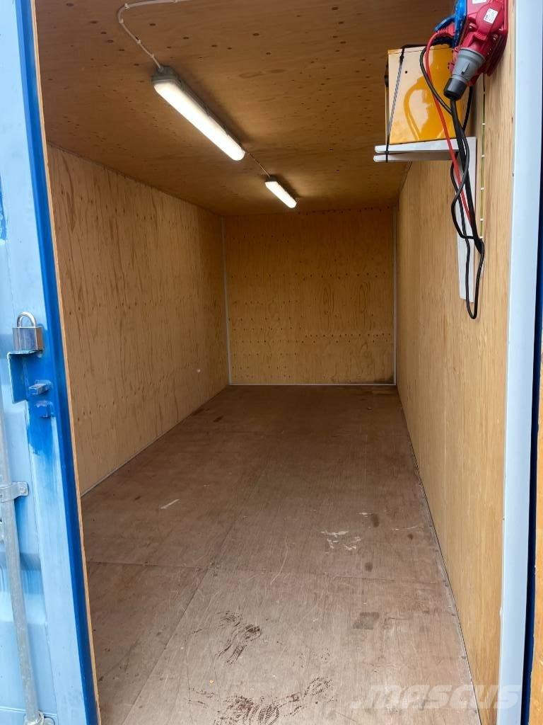  Container 20 Fot Wyposażenie magazynów - inne