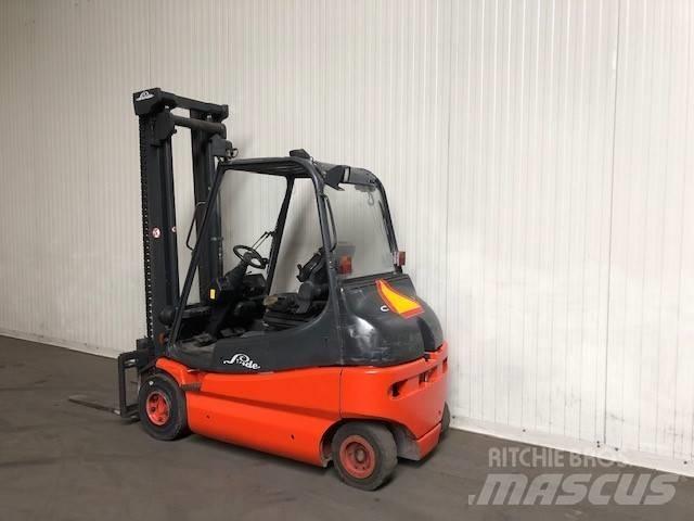 Linde E25-02 Wózki elektryczne