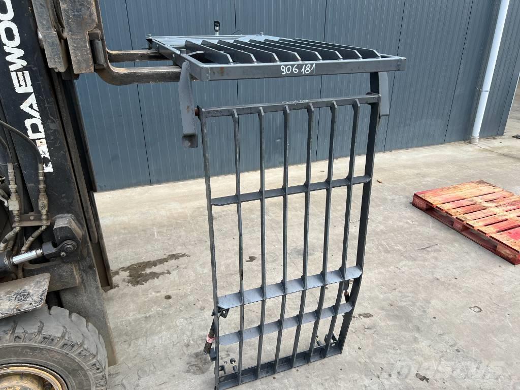 Doosan DX180 / DX225 Kabiny i wnętrze