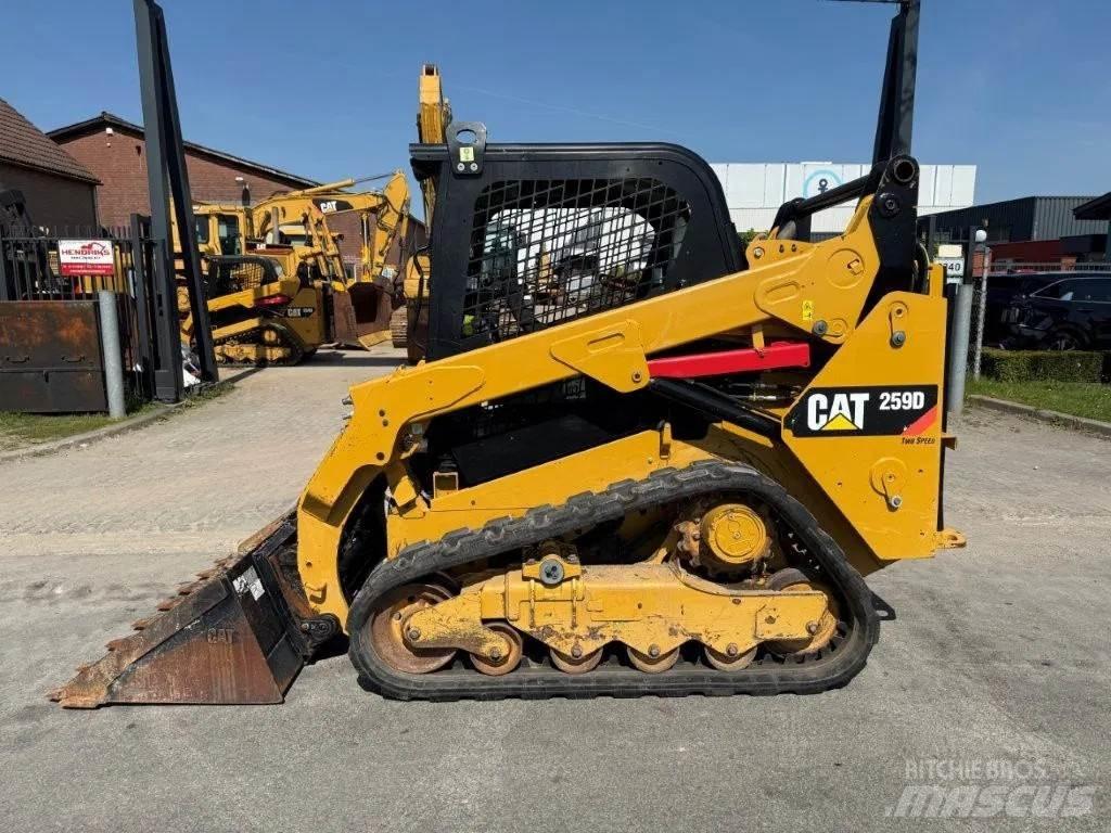 CAT 259D Ładowarki burtowe
