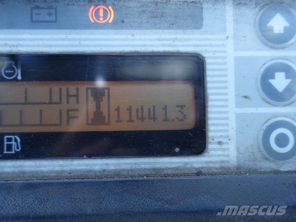 Nissan Y1D2A200 Wózki Diesla