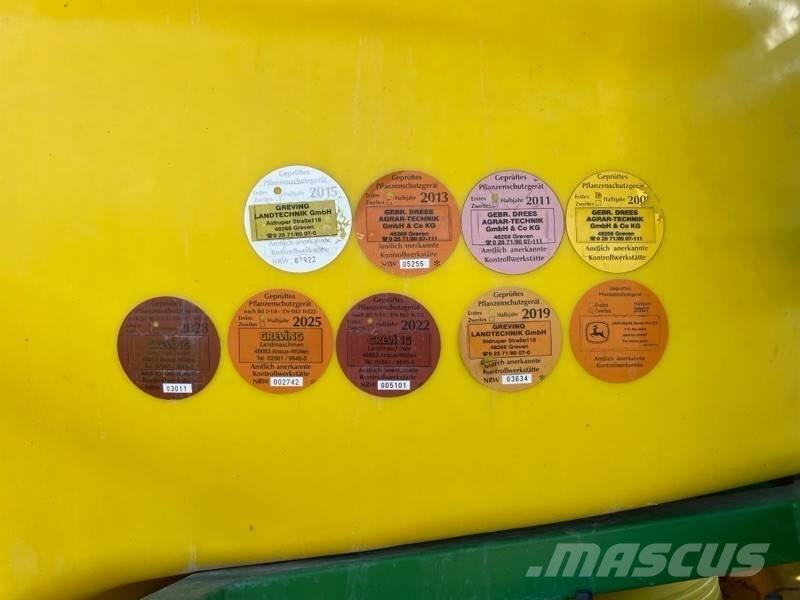 John Deere 824 Opryskiwacze zaczepiane