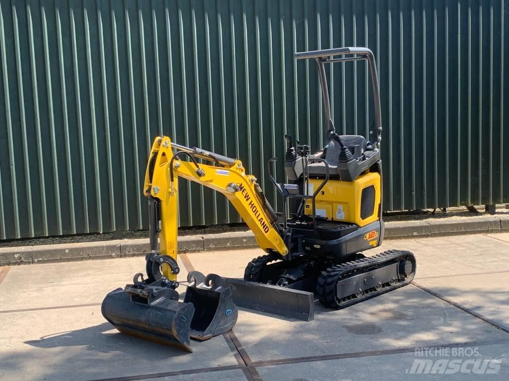 New Holland E12D Minikoparki