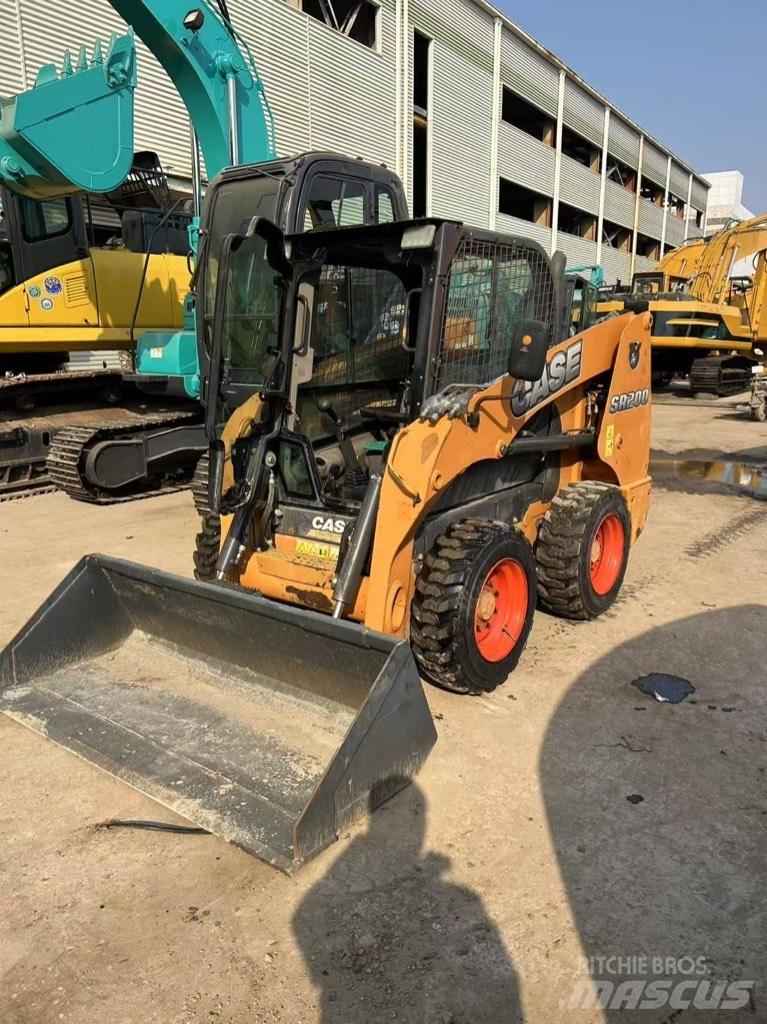 CASE SR 200 Ładowarki burtowe