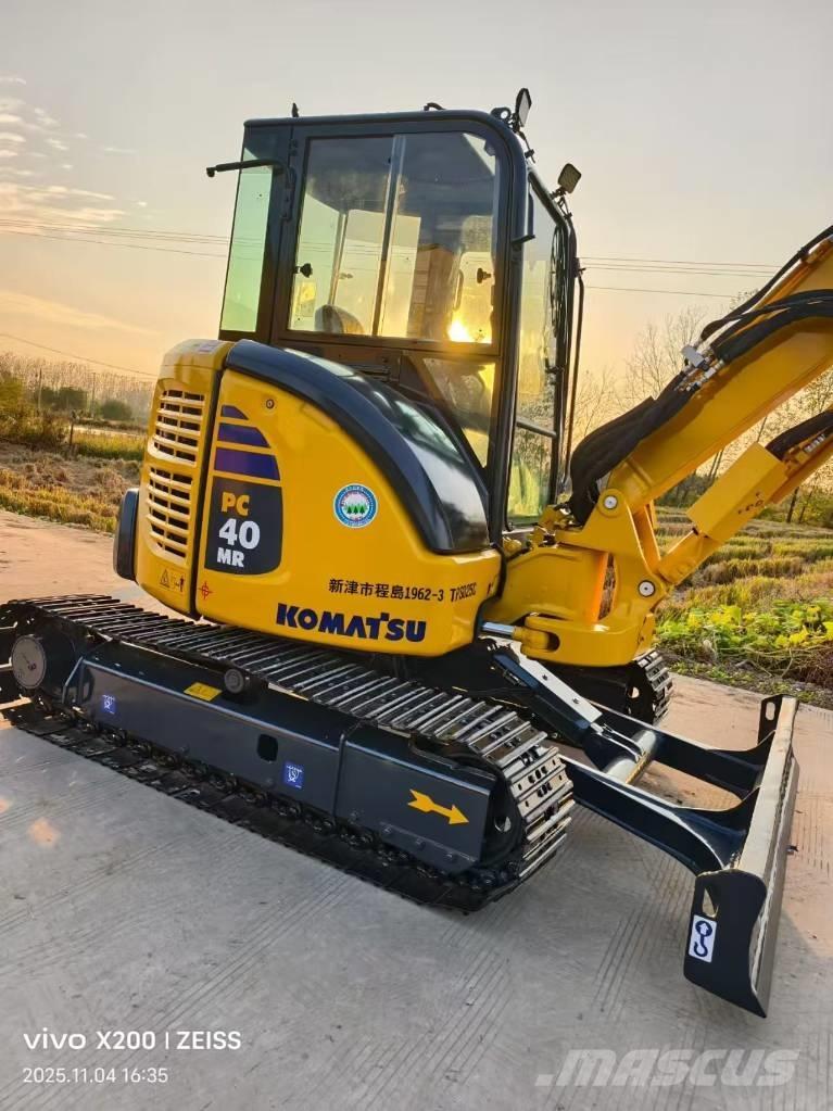 Komatsu PC 40 MR Minikoparki