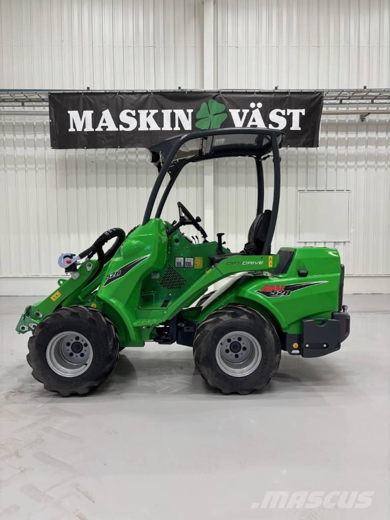 Avant 528 Ładowarki wielofunkcyjne