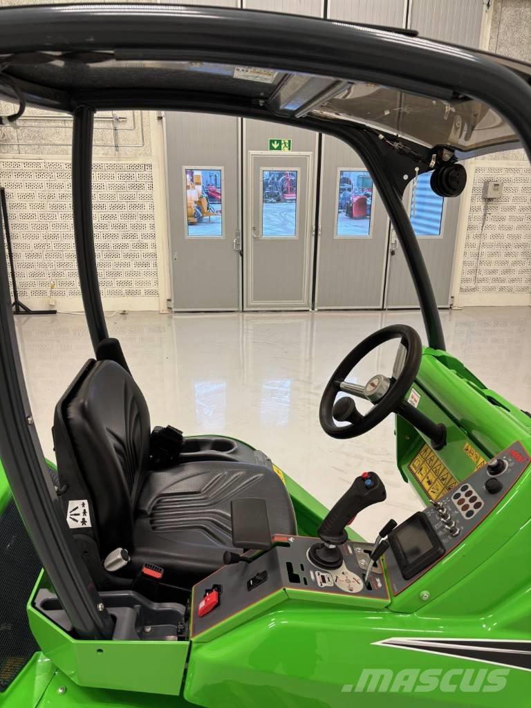 Avant 528 Ładowarki wielofunkcyjne