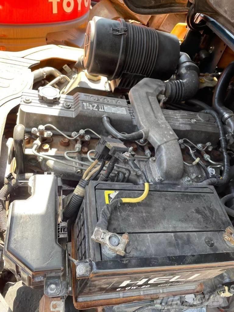 Toyota 5 ton Wózki Diesla