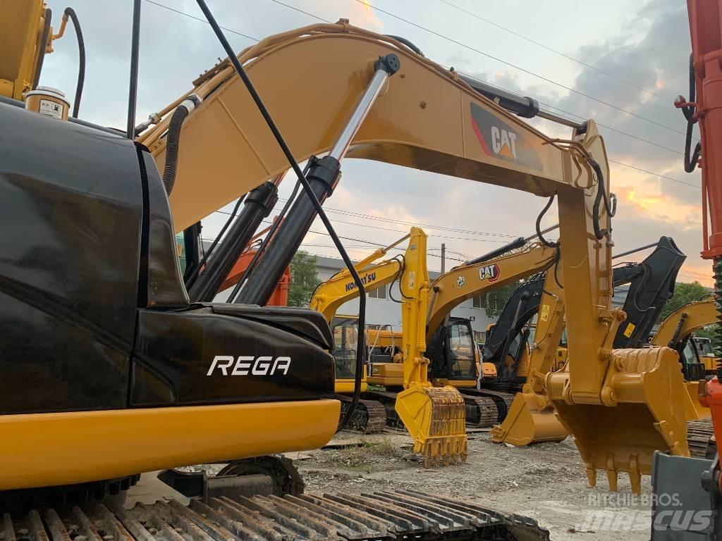 CAT 325 D Koparki gąsienicowe