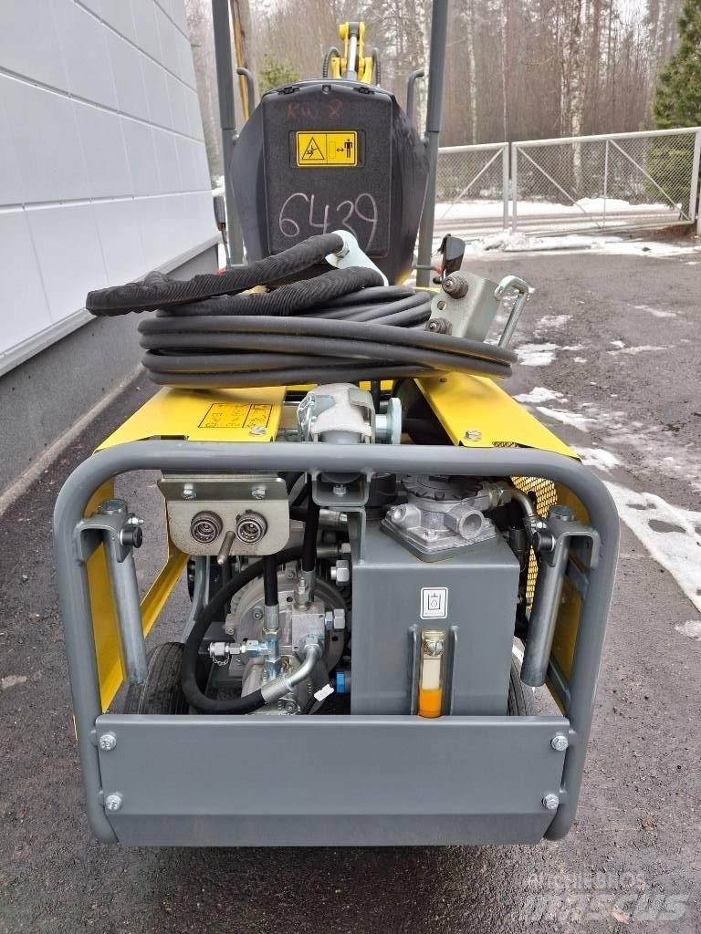 Wacker Neuson 803 Minikoparki