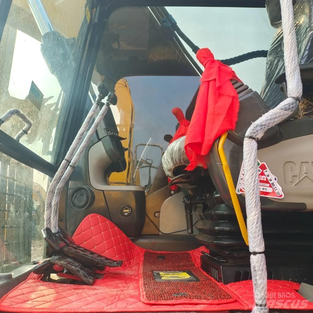 CAT 320D Koparki gąsienicowe