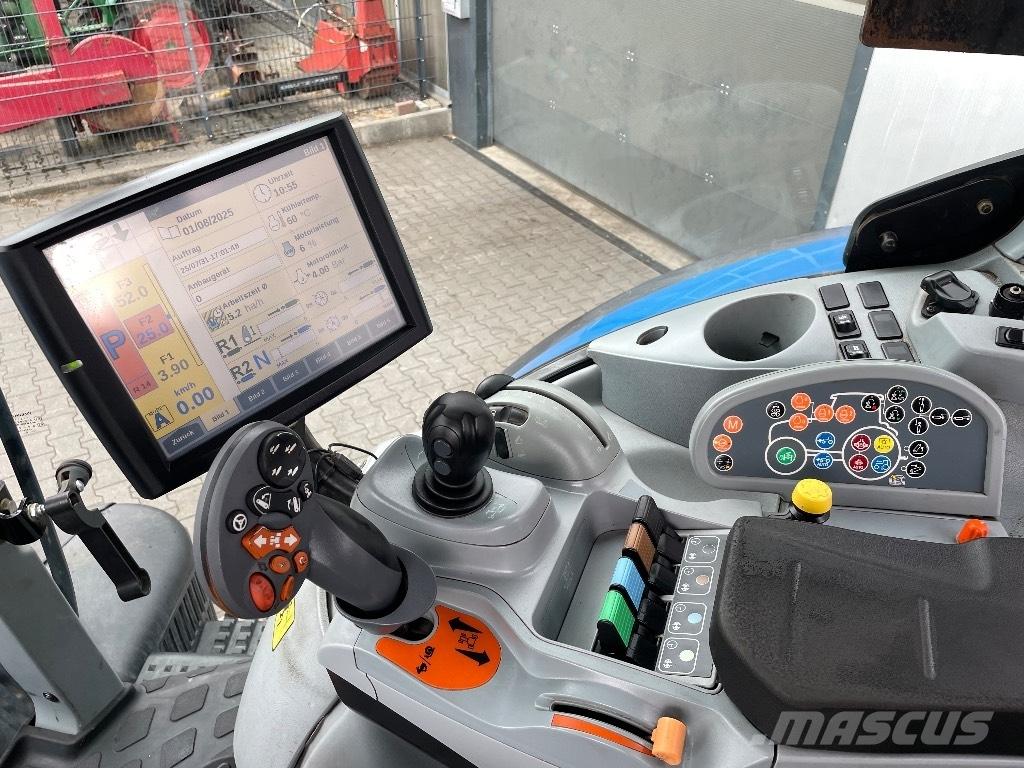 New Holland T 7.230 Ciągniki rolnicze