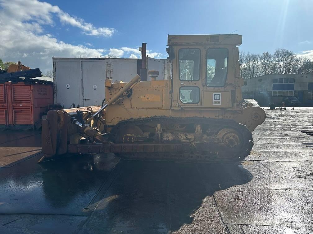 CAT D6D with winch Spycharki gąsienicowe