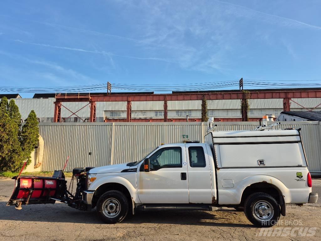 Ford F 250 Inne