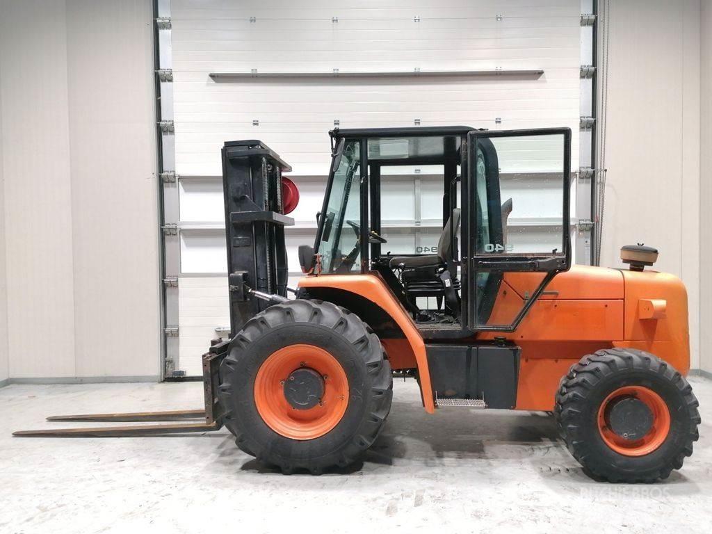 JCB 940 Wózki widłowe terenowe