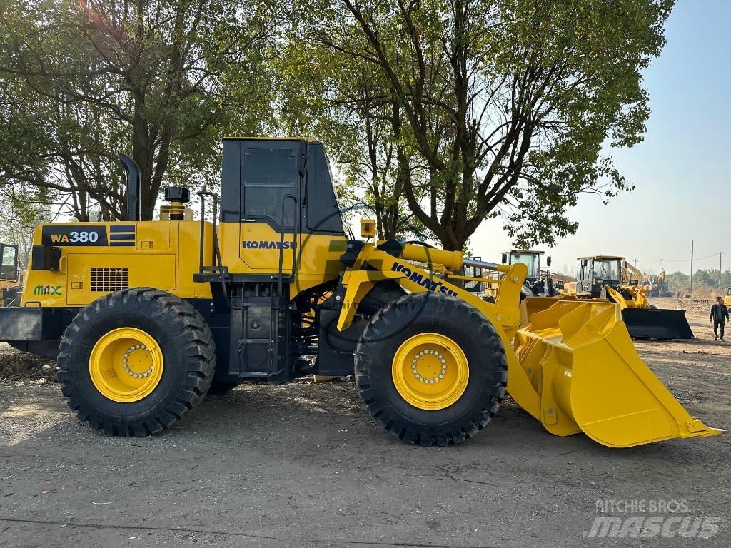 Komatsu WA 380 Ładowarki kołowe