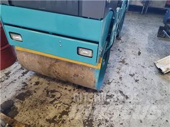 Bomag BW 100 AD-4 Walce dwubębnowe