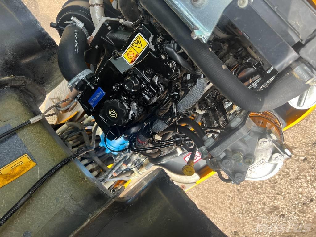 JCB Micro Minikoparki