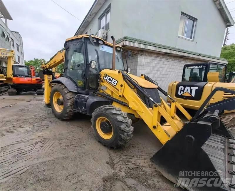 JCB 3CX Koparko-ładowarki