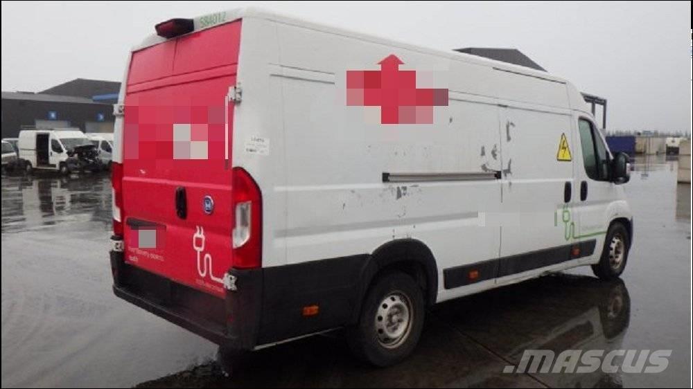 Fiat Ducato Samochody dostawcze ze skrzynią zamkniętą