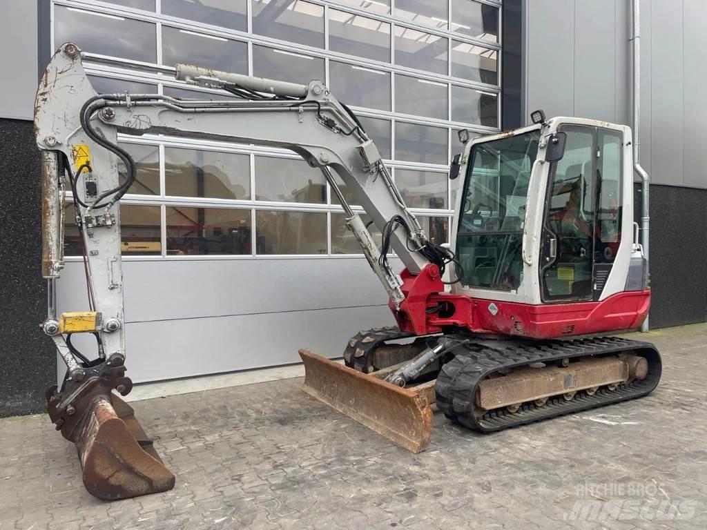 Takeuchi TB250 Minikoparki