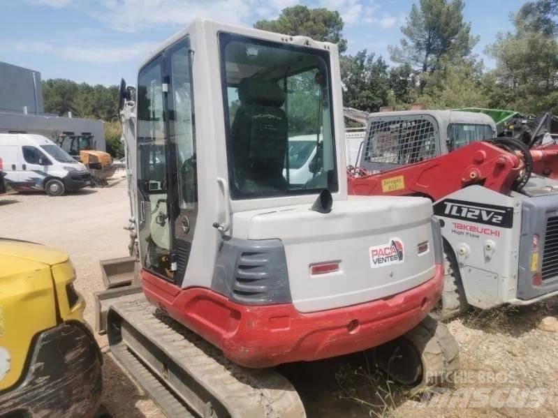 Takeuchi TB 250 Minikoparki