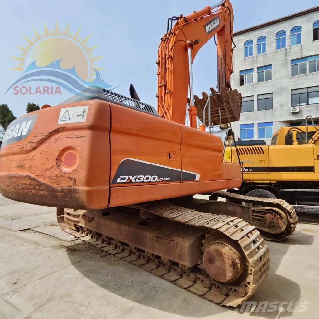 Doosan DX 300 LC Koparki gąsienicowe