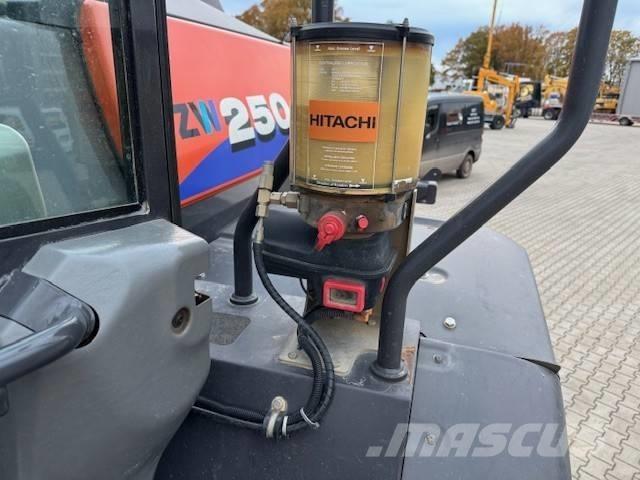 Hitachi ZW 250-6 Ładowarki kołowe