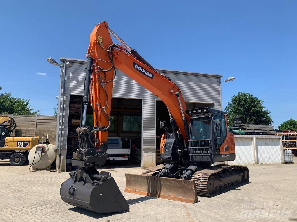 Doosan DX 235 LCR-5 Koparki gąsienicowe