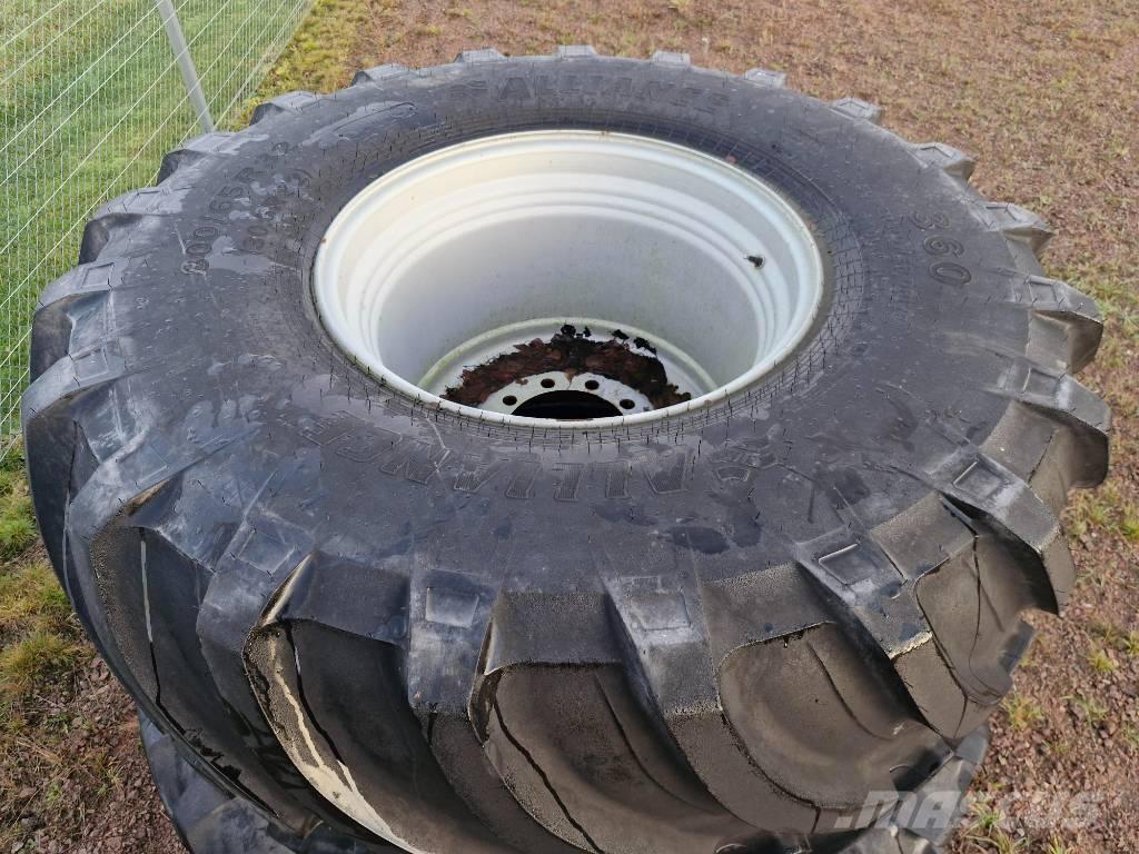 Alliance 800/65-R32 Opony, koła i felgi